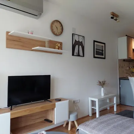 Appartamento Promenada View Sneznik