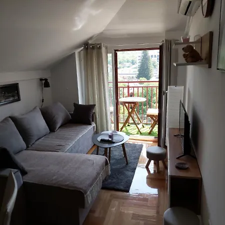 Promenada View Sneznik Appartamento *