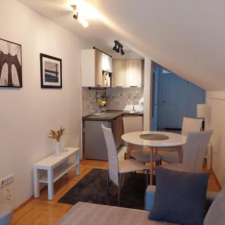 Appartamento Promenada View Sneznik *