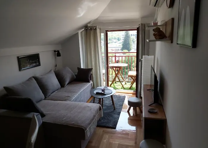 Promenada View Sneznik Apartament *